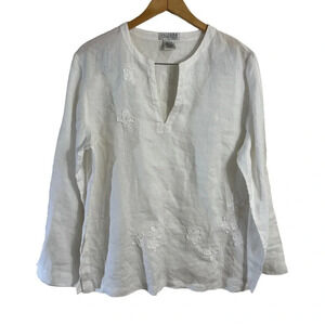 Uniform John Paul Richard White Blouse XL V Neck Embroidered Flower Patchwork